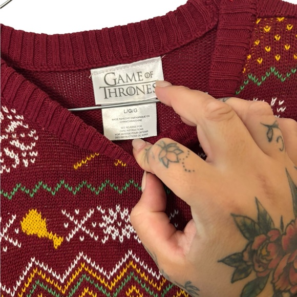 Game of Thrones Ugly Christmas Sweater "I Drink and I Know Things" Size Large - Picture 3 of 5